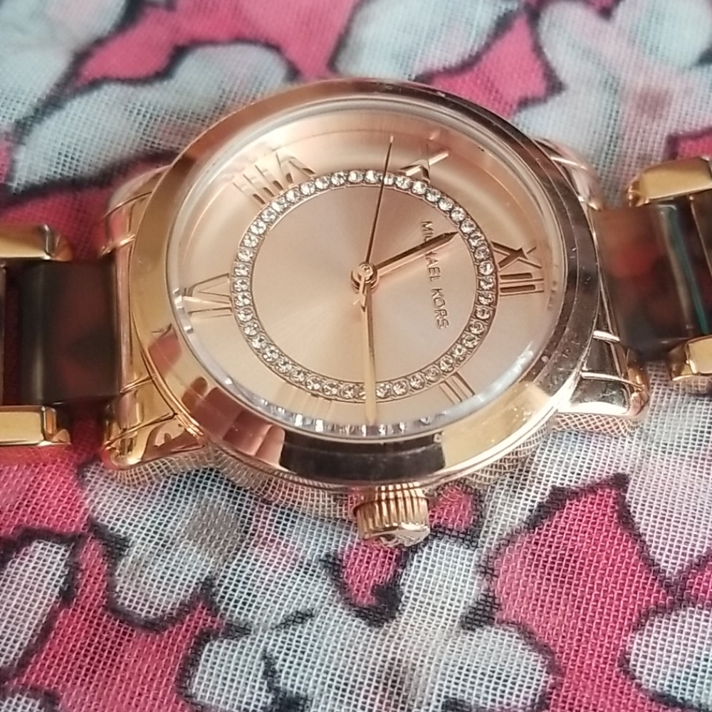 Barely Worn Michael Kors Mk Tortoise Shell Watch! - image 5